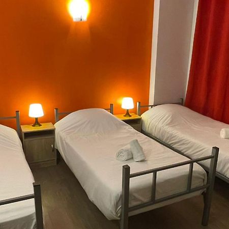 Hotel- Restaurant Le Saint Quentin Ngoại thất bức ảnh