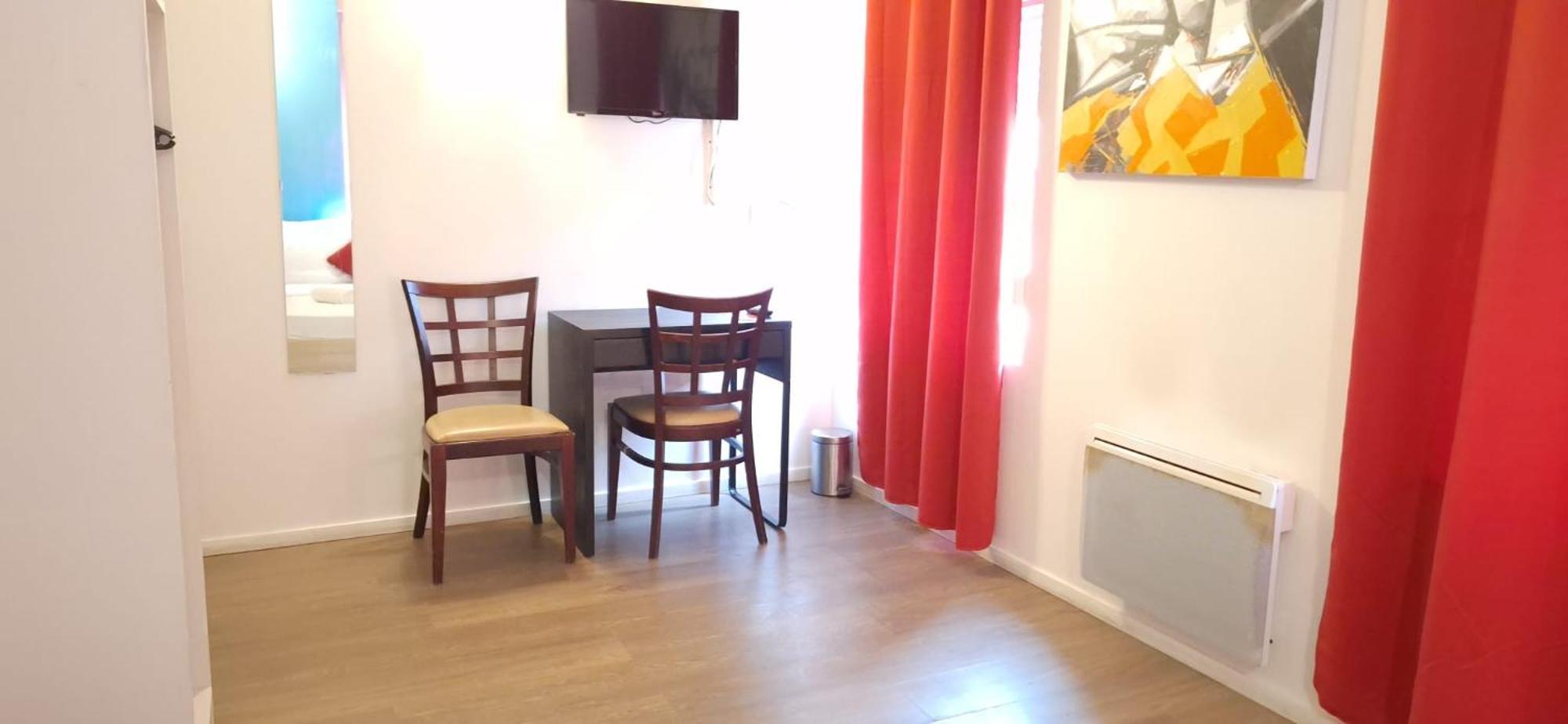 Hotel- Restaurant Le Saint Quentin Ngoại thất bức ảnh