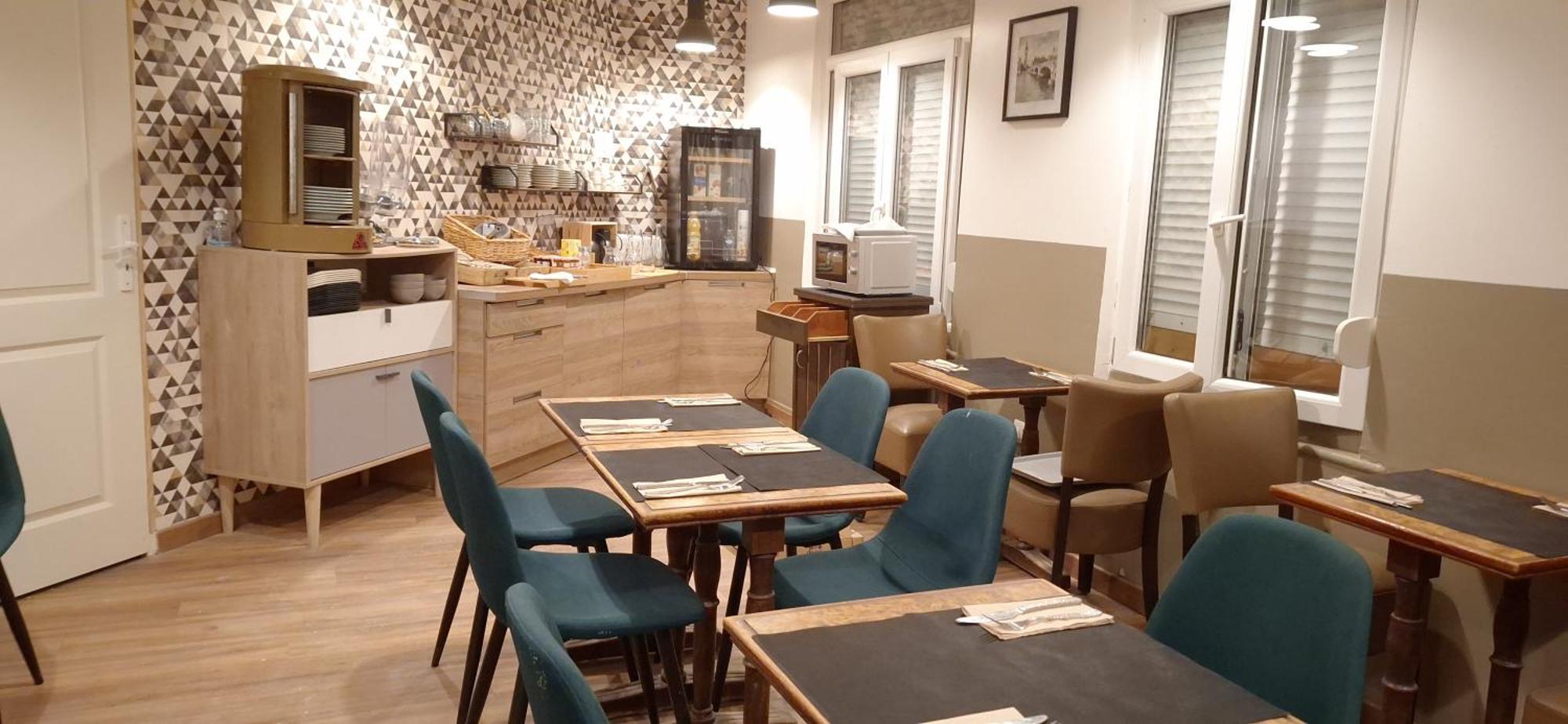 Hotel- Restaurant Le Saint Quentin Ngoại thất bức ảnh