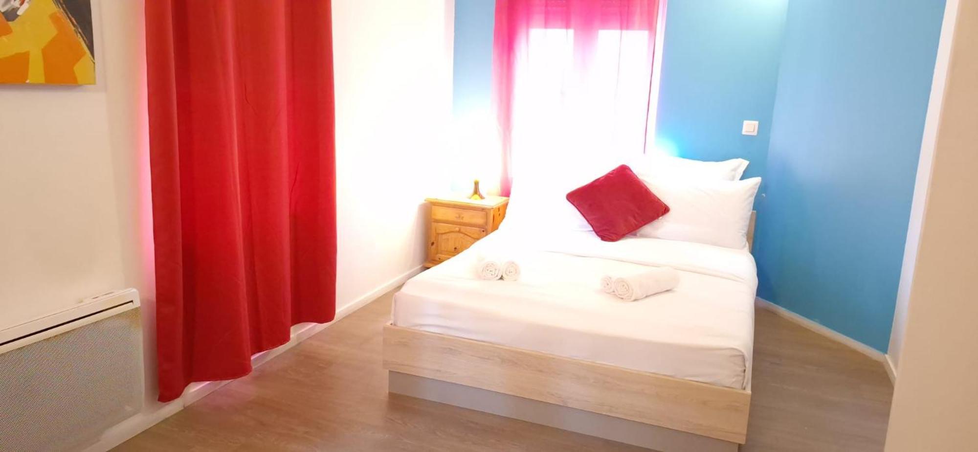 Hotel- Restaurant Le Saint Quentin Ngoại thất bức ảnh